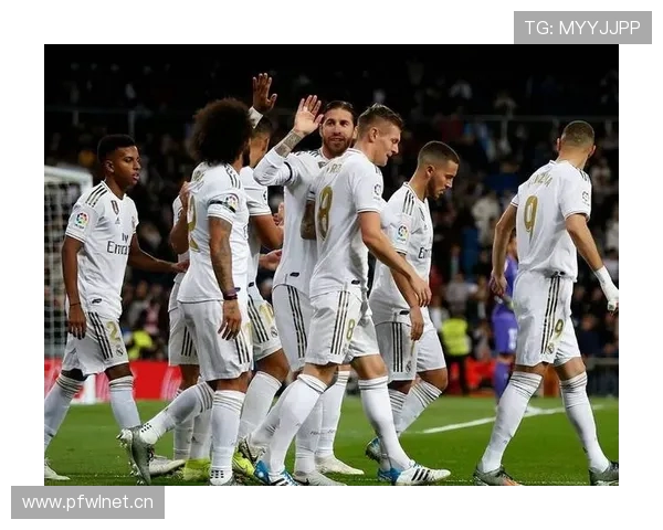 欧足联公布上赛季欧洲五大联赛上座数榜 曼联皇马国米位居前三 欧足联公布上赛季欧洲五大联赛上座数榜 曼联皇马国米位居前三