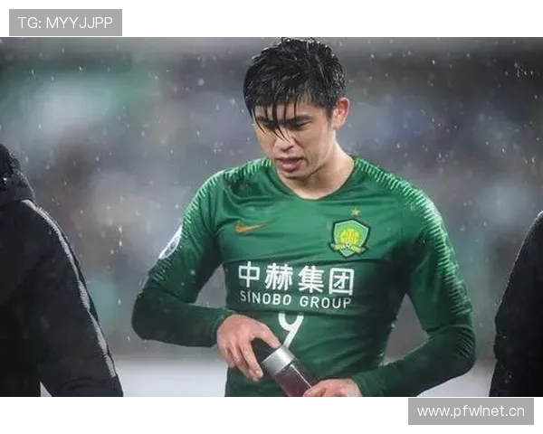 足球报消息张玉宁伤情无碍有望继续出战为球队贡献力量 足球报消息张玉宁伤情无碍有望继续出战为球队贡献力量