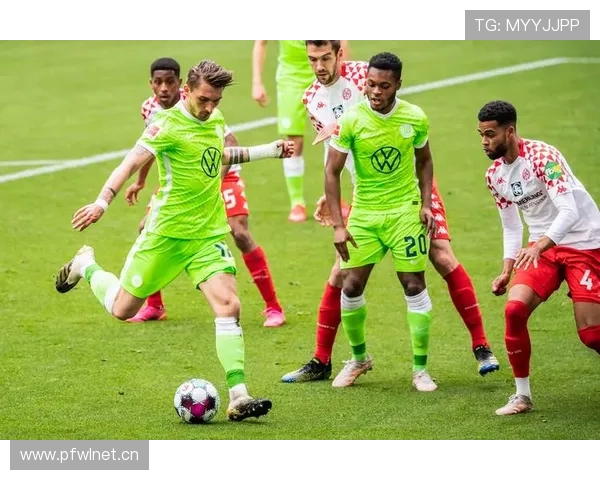 若昂巴卡约科进球RB莱比锡半场1比0领先沃尔夫斯堡