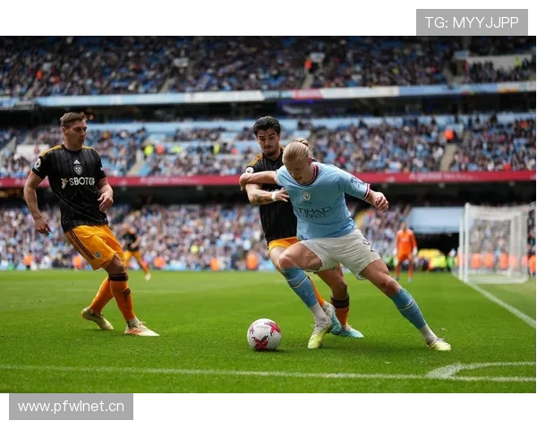 曼城举办恐怖万圣节派对自嘲上赛季低迷表现让球迷笑中带惊趣味感