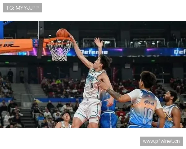 原创斯潘塞爆发，勇士捡到宝了！NBA真不缺机会，杨瀚森太幸运了